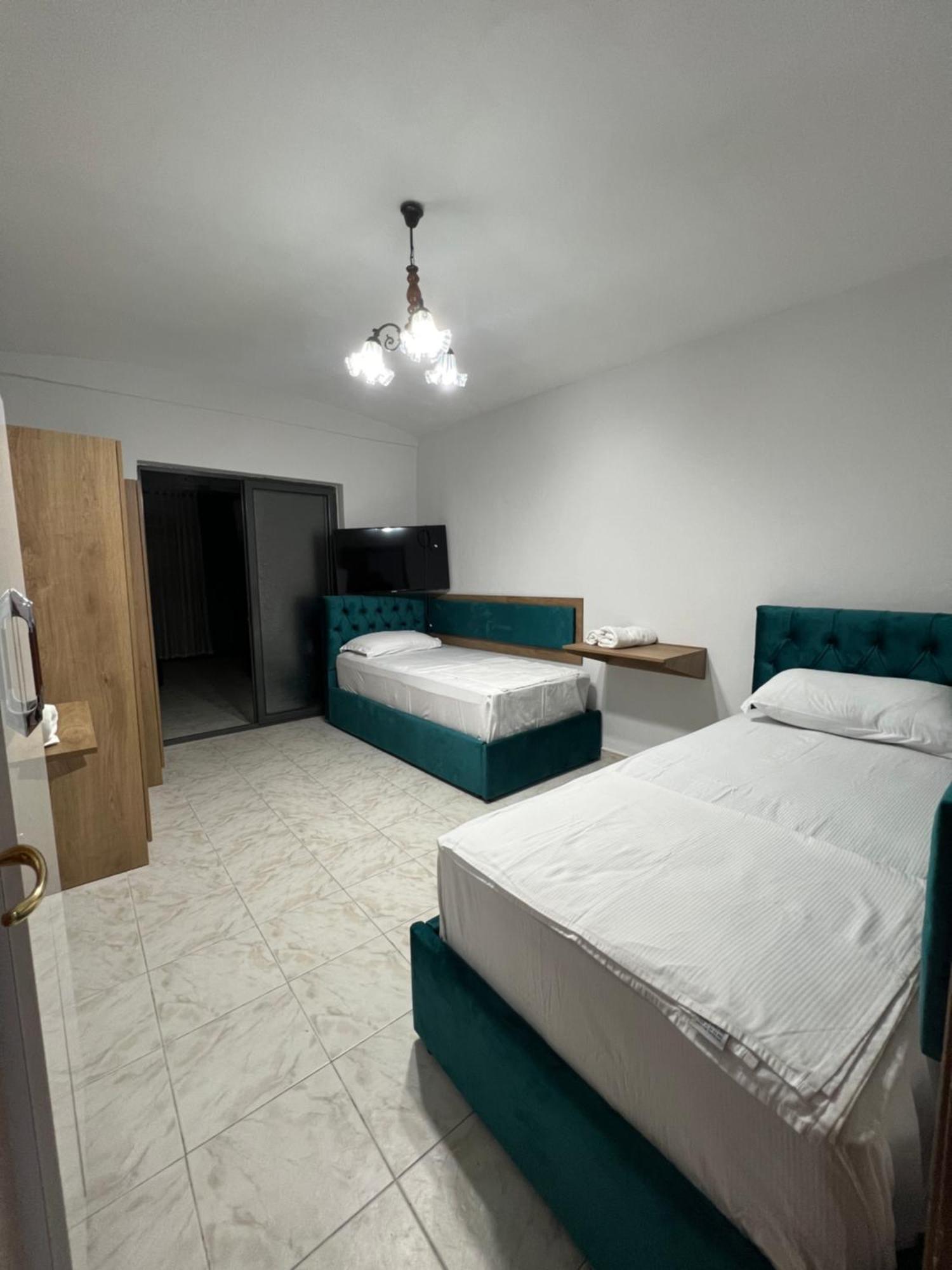 Sisterhood Hostel-Female Only Tiran Dış mekan fotoğraf
